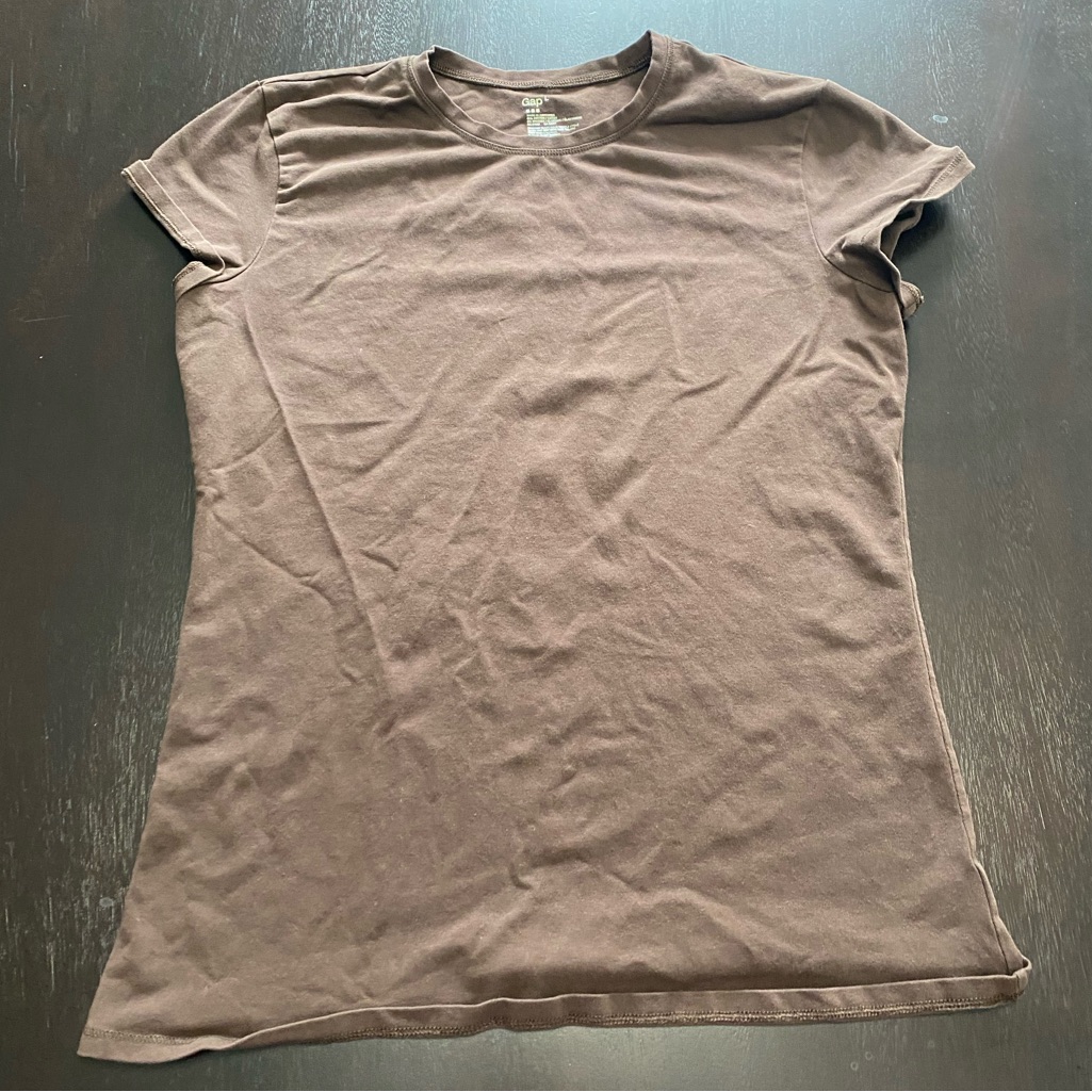 Gap Brown Tee